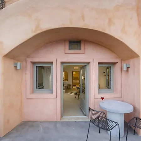 Oia Waves Cave Houses * Oia